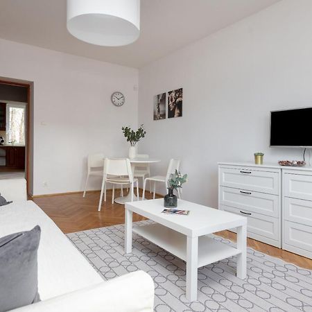 Saska Kepa Modern Apartment Warszawa Eksteriør bilde